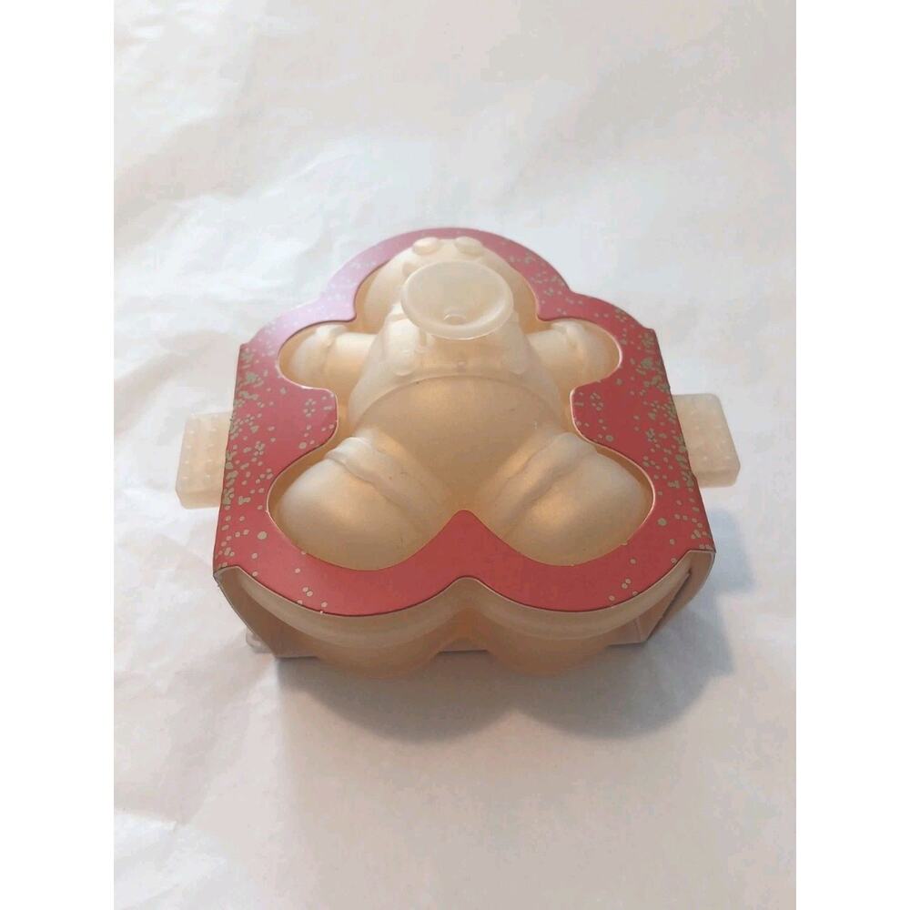New CWC Cook With Color Christmas Gingerbread Man Ice Whiskey Mold - Picture 5 of 5